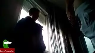 ضربات خلفية قاسية على كرسي المكتب تأوهات عالية ووصول للنشوة