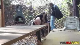 مشهد إباحي: انفجار ضخم لصدور فتاة ماركة