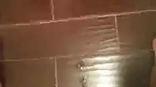 درس مجاني: كيف تمص قضيباً قاسياً مثل محترفة