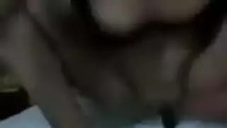 إيلاج مزدوج شرجي ومهبلي بخيار عملاق