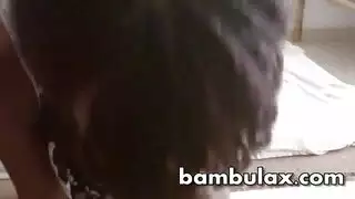 لسان اللياقه البدنيه الحمار الى الفم