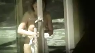 مص قذر ومبلل لفتاة مدرسة يابانية مثيرة