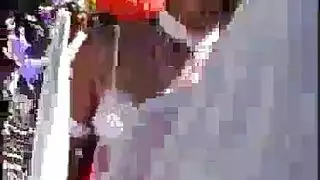 عاهرة تونسية تتعرض لتحرش يدوي