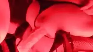 ركوب شرجي قاسي للفتاة التركية على عمود ضخم