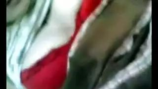 جنس الأشقاء الإباحي: شاب يسخن ويملأ كس أخته