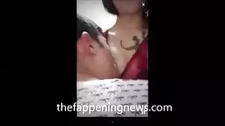 شهوة عربية: الزوجين ينكحان بقوة في غرفة النوم