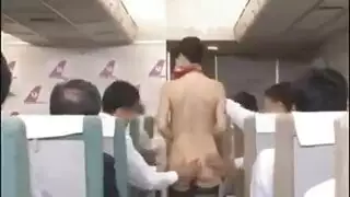 سكس في الطائرة تبادل